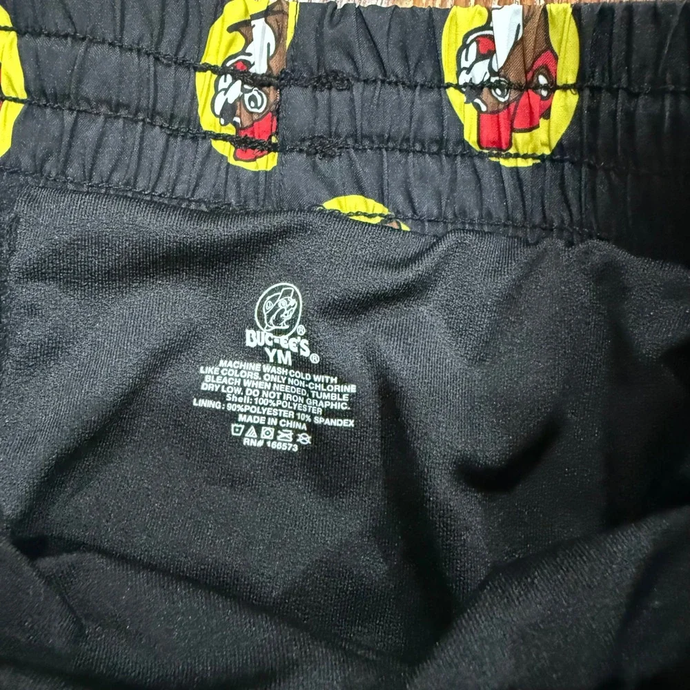 Buc-ees Girls Youth Medium Black Logo Print Athletic Running Shorts YM